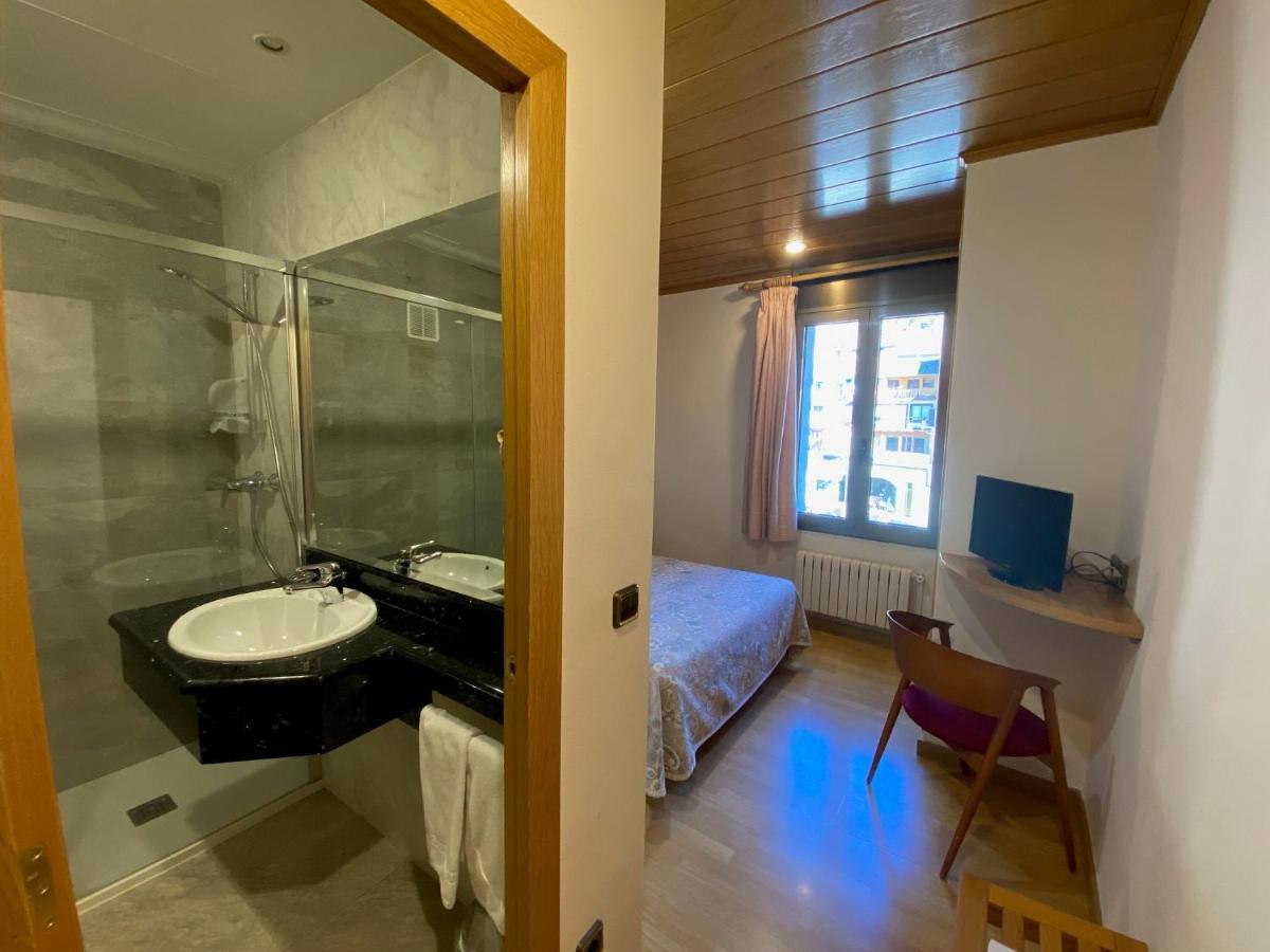 Hotel Sant Antoni Ribes De Freser Exteriér fotografie