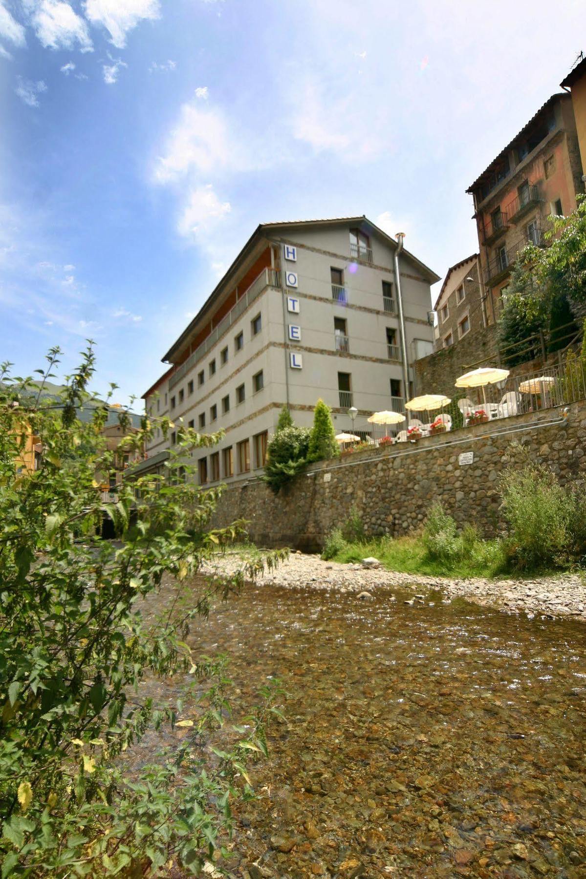 Hotel Sant Antoni Ribes De Freser Exteriér fotografie